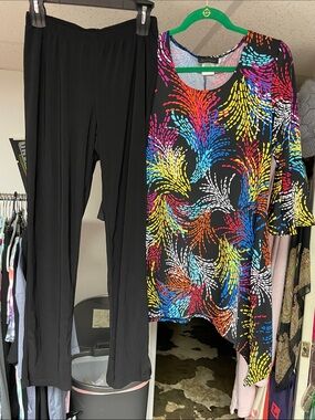 Women's Black Straight-Leg Pull-On Pants with Multicolor Swirl Tunic